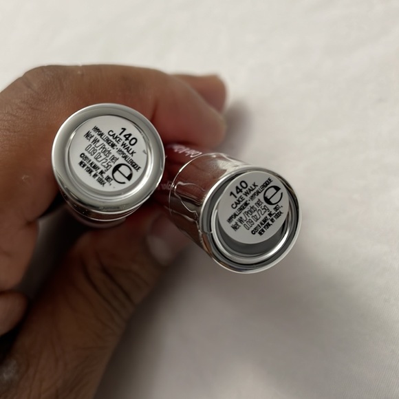 Huge Sale 🎉🎉  2 - Pack ALMAY Color & Care Lip Oil - in- Stick. BNIB - Picture 3 of 3